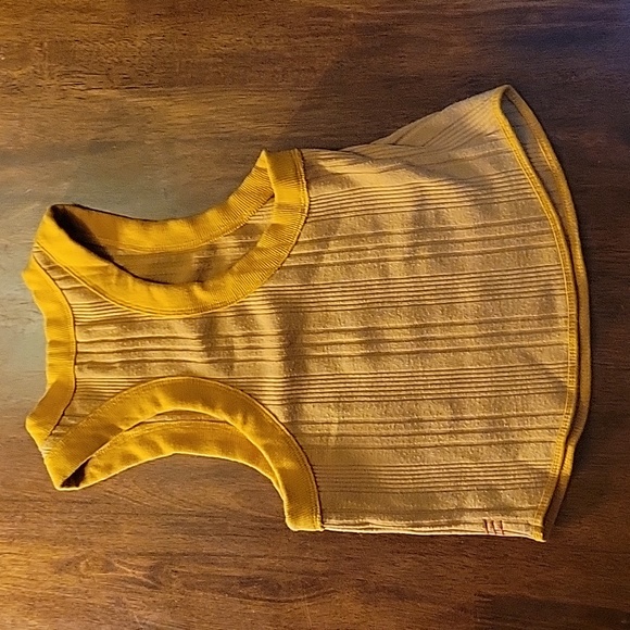 BDG top M - Picture 2 of 2